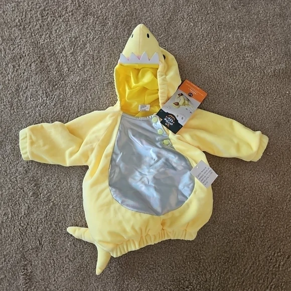 Baby Shark Yellow Plush Infant Pullover Costume NEW