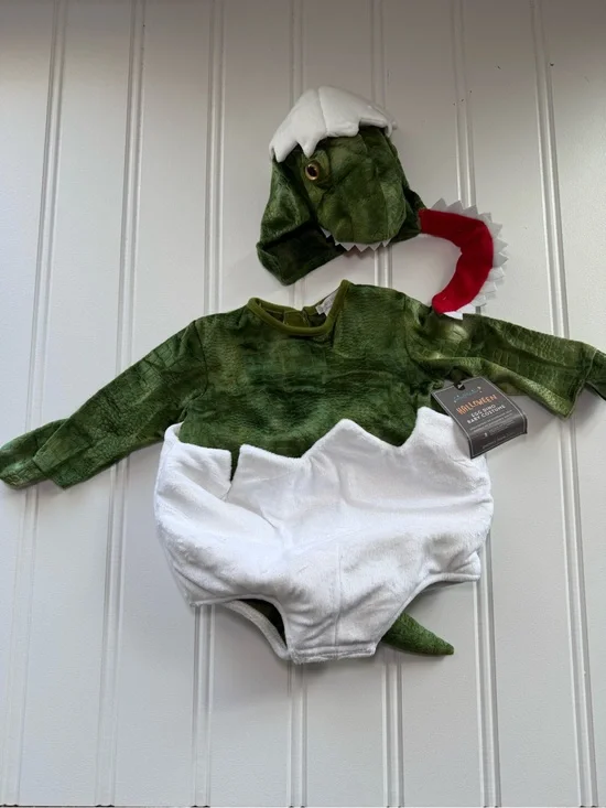 Pottery Barn Kids Baby Dinosaur Egg Halloween Costume Green Dino 6-12m NEW 2092