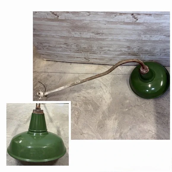Vintage Industrial Gooseneck Barn Light Porcelain Green Enamel Shade 12