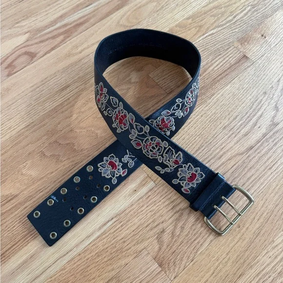 Vintage rose black belt Olga Santini L