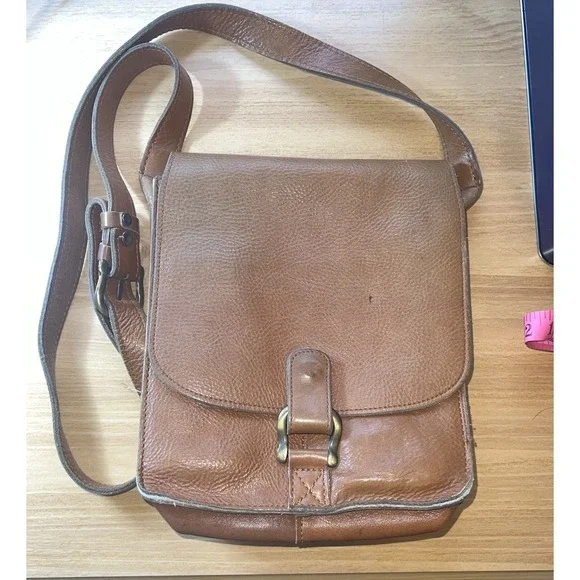 Vintage Eddie Bauer Brown Pebbled Leather Crossbody Messenger Field Travel Purse