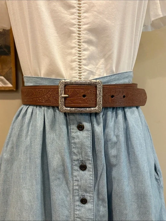 Vintage Lauren Ralph Lauren Embossed Leather Belt with Ornate Silver Buckle sz M