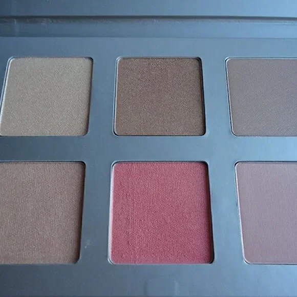 Iconic London Blaze Chaser Face Palette