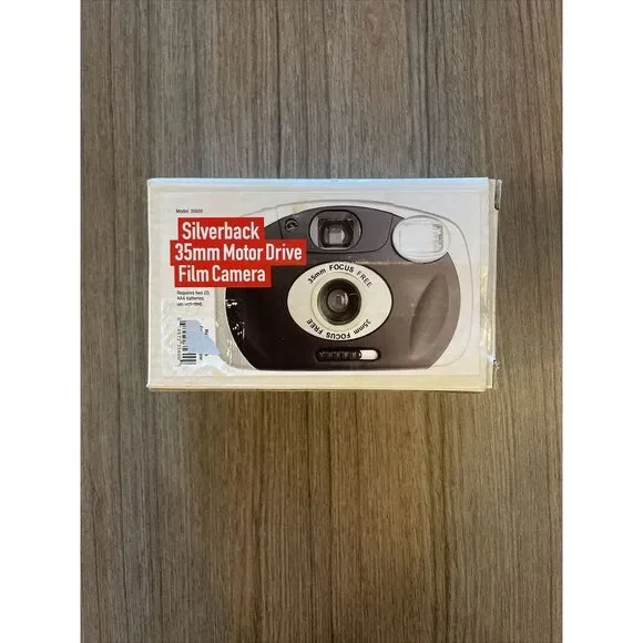 Silverback 35mm Motor Drive Film‎ Camera Auto Focus/Focus Free Model: 35600 UO
