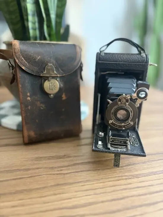 Antique Kodak Junior No 1 Autographic Model A Folding Camera With Leather Case