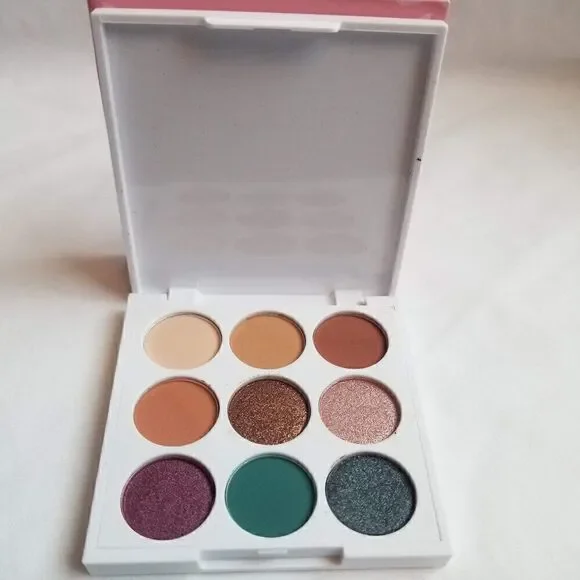 Chica Beauty Mini Fiesta Eyeshadow Palette