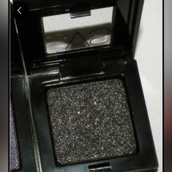 Victoria’s Secret Very Sexy Silky Eyeshadow Fierce Black Sparkle New in Box