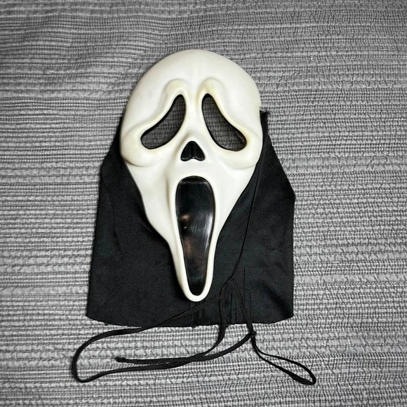 Ghost Face Mask Scream Easter Unlimited 2010 Halloween Costume Horror No Earloop
