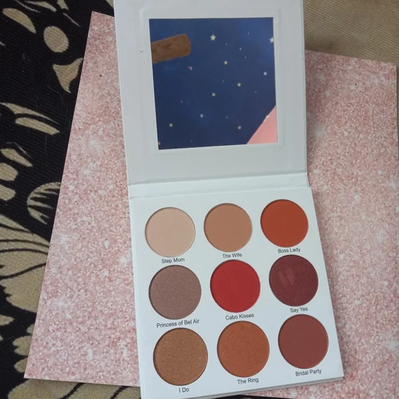 Give them LaLa beauty grown woman reds & browns 9 shade shadow palette! Unused!