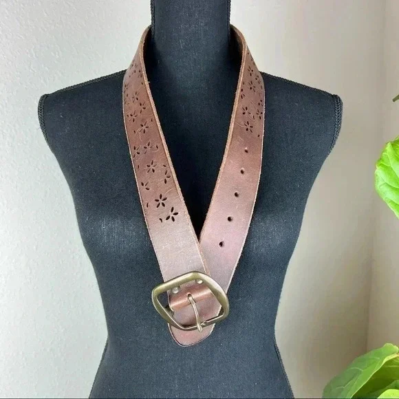 Italian Brown Leather Stamped Floral Women’s Belt Made In USA Size Small