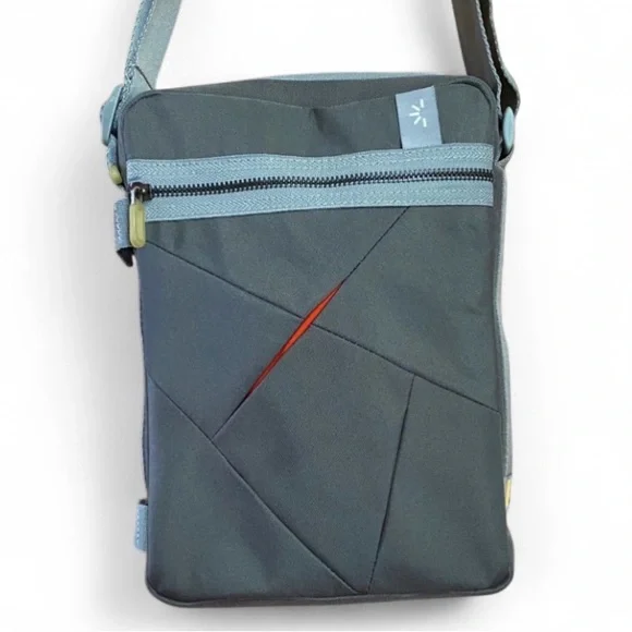 Case Logic Tablet Crossbody Bag Gray Canvas iPad Sleeve Tech Organizer Red Gray