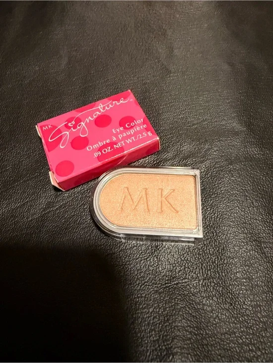 Spun Silk Signature Mary Kay Shimmer Single Eye Color - Spun Silk