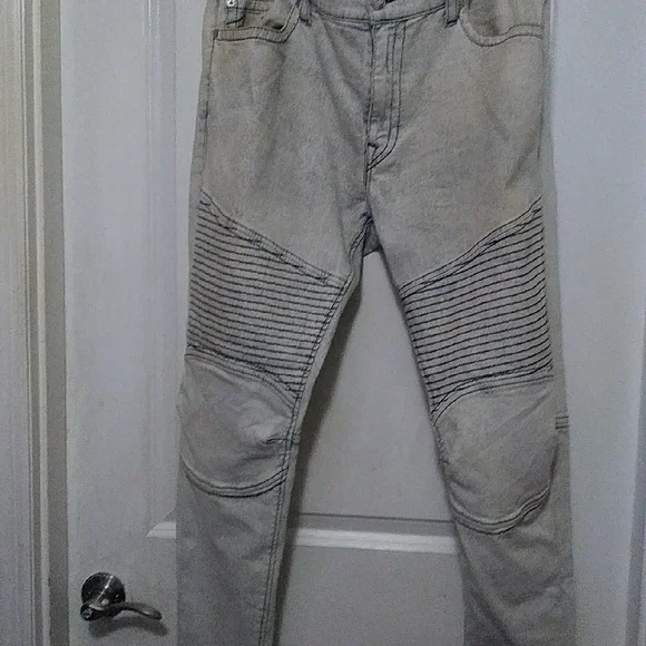 True Religion Light Gray Skinny Jeans with Striped Knees
