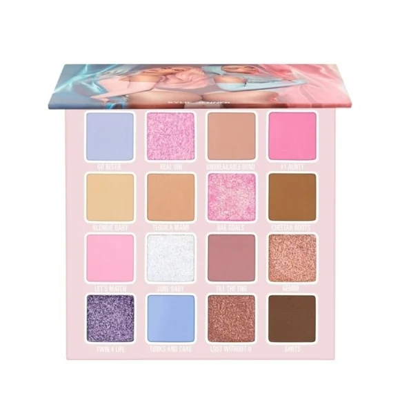 KYLIE COSMETICS- Stassie×Kylie Eyeshadow Palette