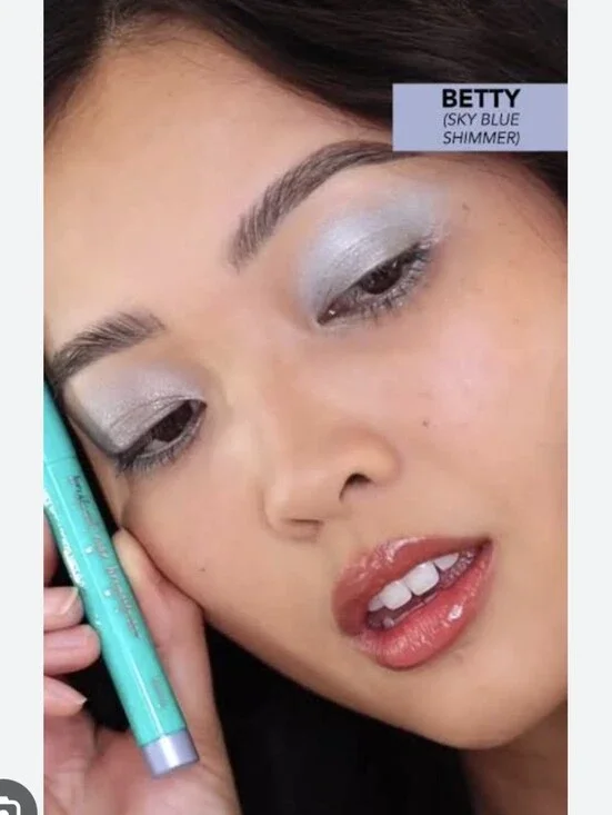 🧚‍♀️BETTY Thrive Causemetics Brilliant Eye Brightener NWT