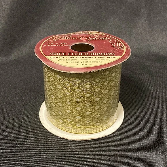 ⭐️ Vintage Golden Splendor Metallic Gold Wire Edged Gift Ribbon 2.5” x 108”