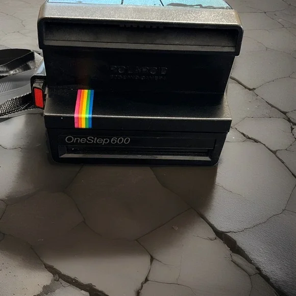 Polaroid OneStep 600 Instant Film Camera Rainbow Stripe Vintage Black Untested