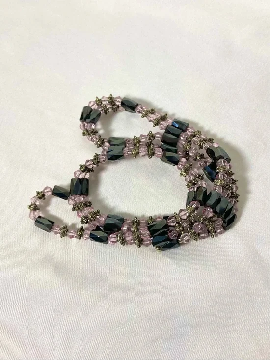 38” inches String of Black Magnetic Beads And Transparent Plastic Pink Beads