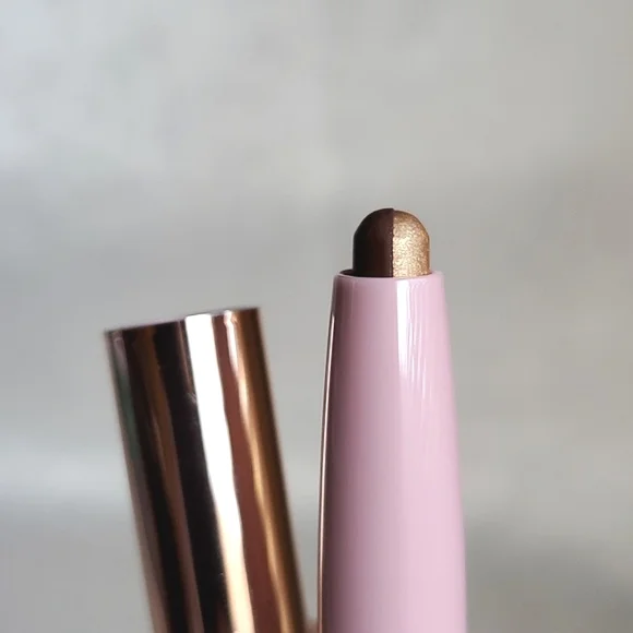 🆕️ MALLY XO Evercolor Split Shadow Stick (GOLDEN TRUFFLE)