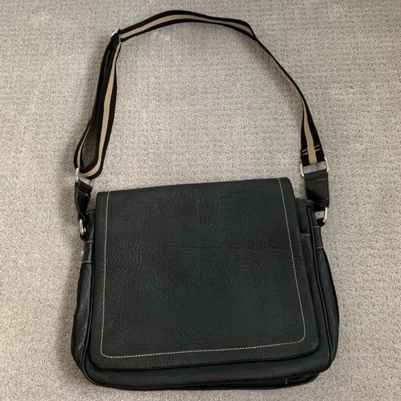 Italian Black Pebbled Leather Large Messenger Crossbody Bag, Work Unisex