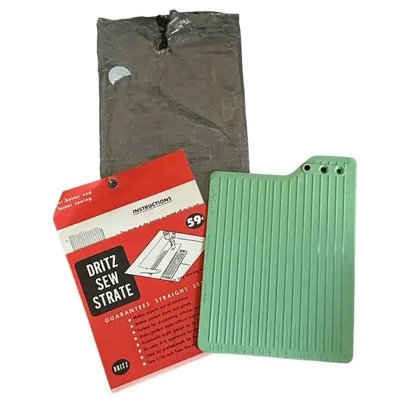 Dritz Sew Strate Green Plastic Sewing Guide VTG 1957 Instructions Pleats Darts