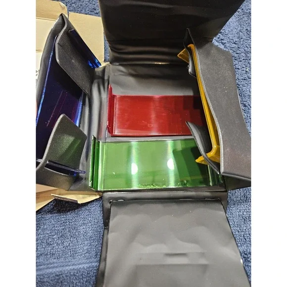 Metz Mecablitz Farbfilter colored set 60-21  with manual and case. New old stock