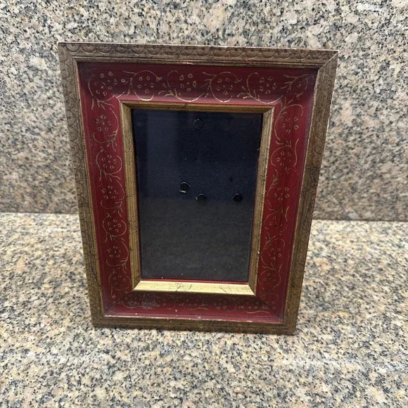 Red‎ Gold Floral Picture Photo Frame 4x6 Wood Vintage Ornate 9 Inch Tabletop