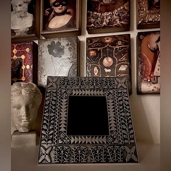 Museum of American Folk Art/ The American Collection Frame‎