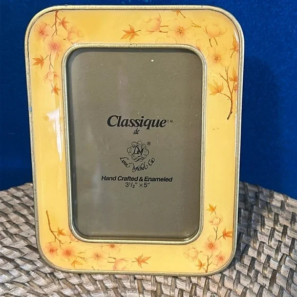 Vintage Classique de Louis Michel Yellow Floral Enamel Picture Frame 3.5”