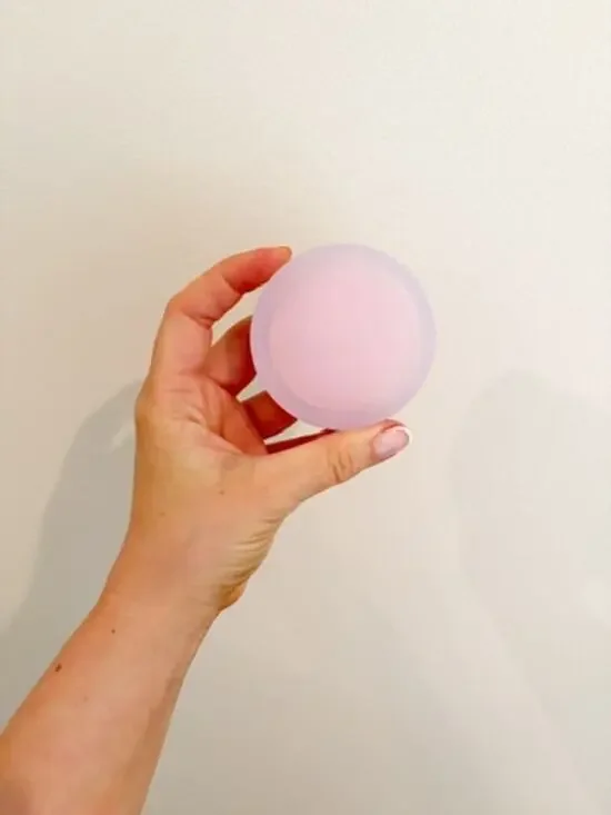 Kosas Cloud Set Baked Setting Powder in Candy Pink