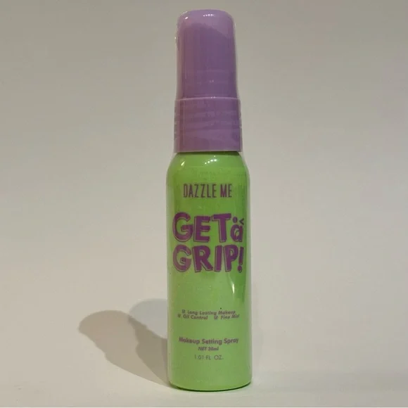 Dazzle Me Get a Grip Long Lasting Makeup Setting Spray 30 mL