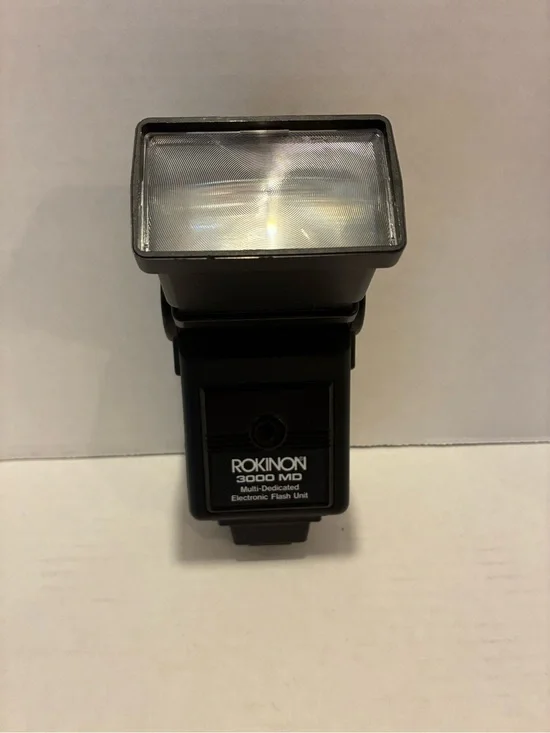 3000 MD Black Electronic Flash Unit
