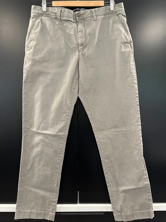 J.‎ Crew 770 Straight Fit Chinos in Mushroom