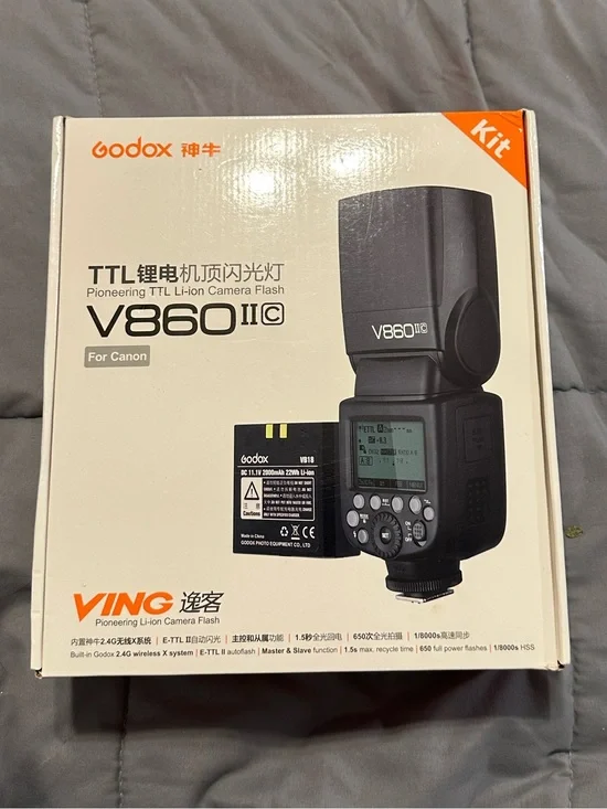 V860II-C Black TTL Li-ion Camera Flash for Canon