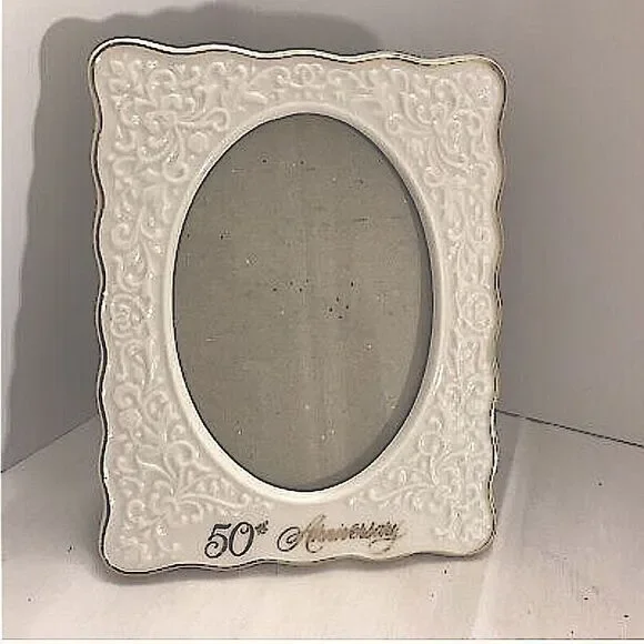 Hallmark 50th Anniversary Oval Gold Foil Ceramic Picture Frame!