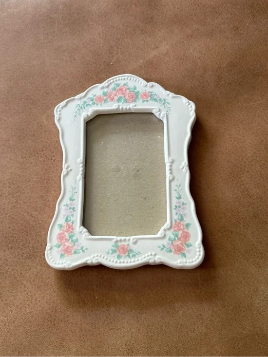 Vintage Ceramic Floral Pic Frame White Pink Green Tabletop Coquette Cottagecore