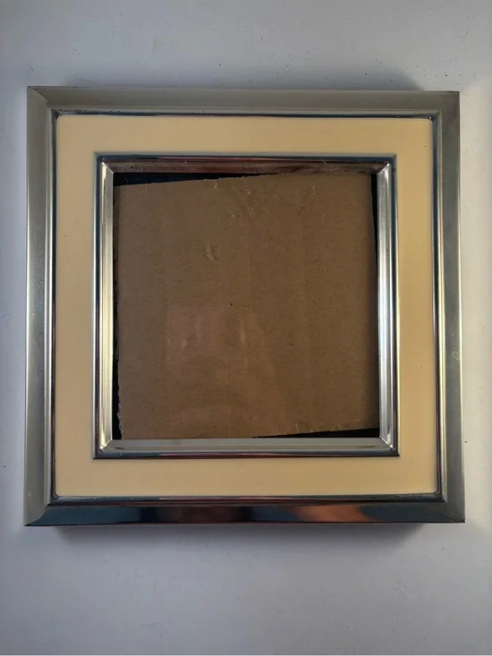 Sicura Italian Designs Photo Frame 7.75” Square Silver Beige Fits 5