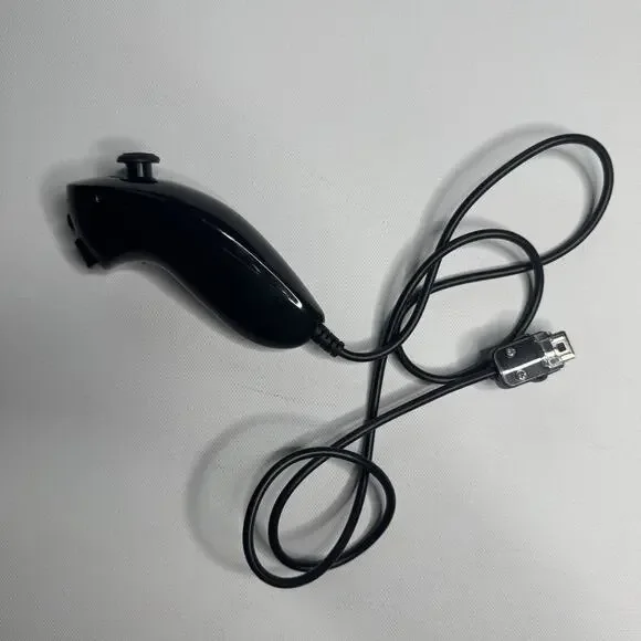 Genuine Authentic Nintendo Wii Black Nunchuck Controller OEM Official RVL-004
