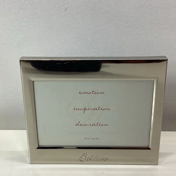 Sheffield Home Metallic 4x6 Believe Frame