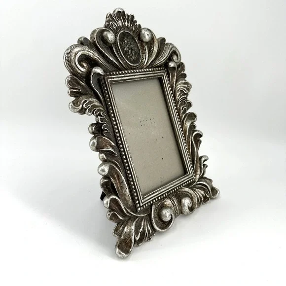 Ornate Silver-Leaf Baroque Scroll Photo‎ Frame - Tabletop Display 3x5
