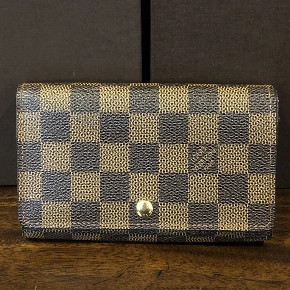 LOUIS VUITTON Damier Ebene Bifold Wallet CA0052 Spain