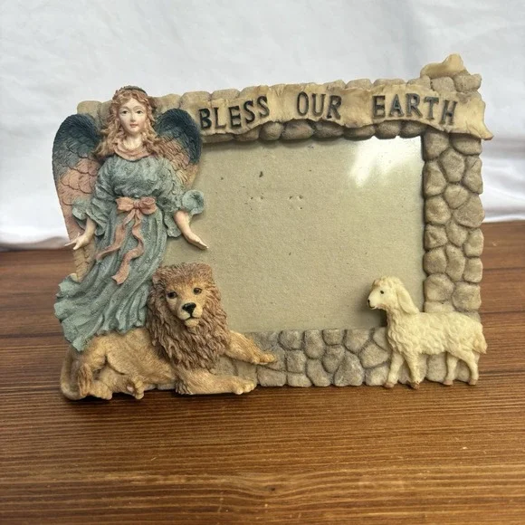 Bless Our Earth Angel Lion Lamb Picture Frame Resin Religious Nature Decor