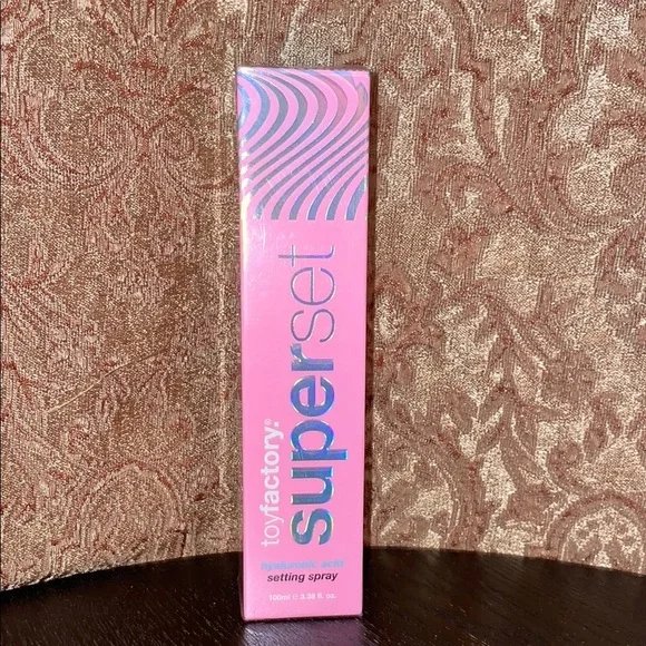 NIB Toyfactory Superset Setting Spray