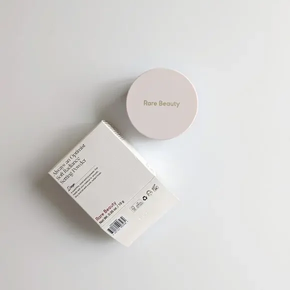 Rare Beauty Always an Optimist Soft Radiance Setting Powder Deep (full size)