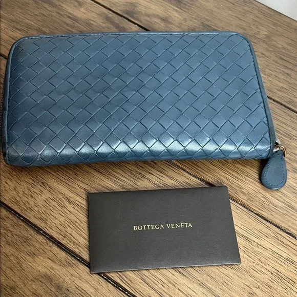 Bottega Veneta Woven Blue Men's Wallet (or Women)