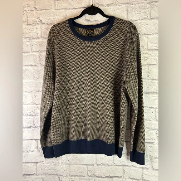 J. Crew Men's 100% Cashmere Navy and Tan Crewneck Sweater