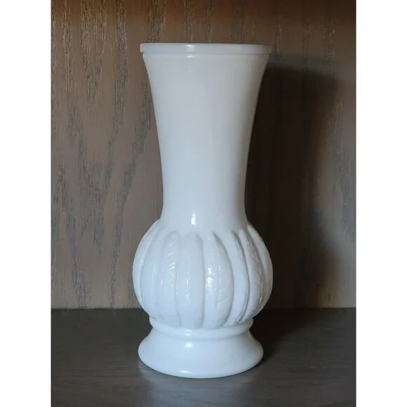 Vintage Randall Milk Glass Vase Feather Wheat Leaf Flower White MCM 9