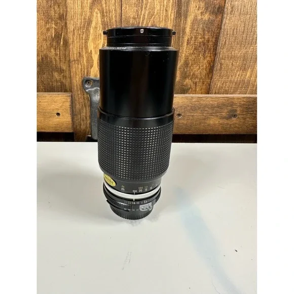 Nikon Vintage Lens 18-200mm‎ 1:4.5 f= 80-200mm Zoom Nikkor W Original Caps NICE!