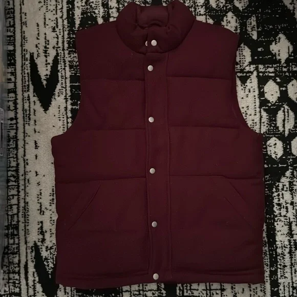 Men’s medium vest