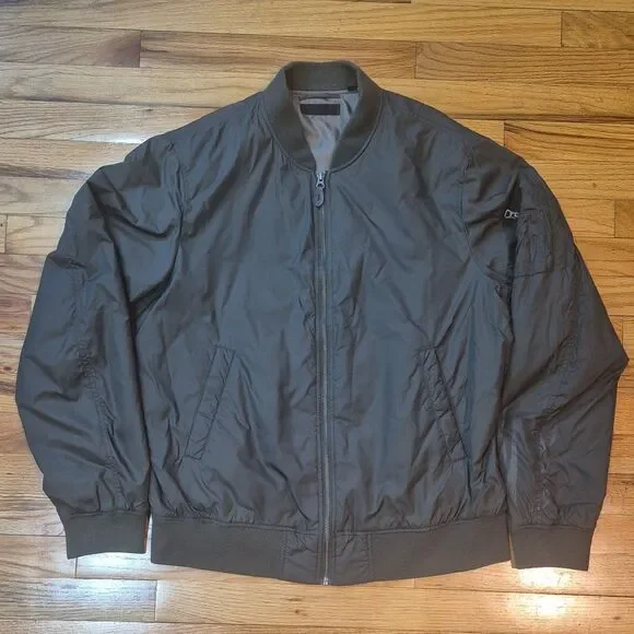 Uniqlo Bomber Jacket Mens Large Nylon Ribbed Collar Zip Pocket Classic Green